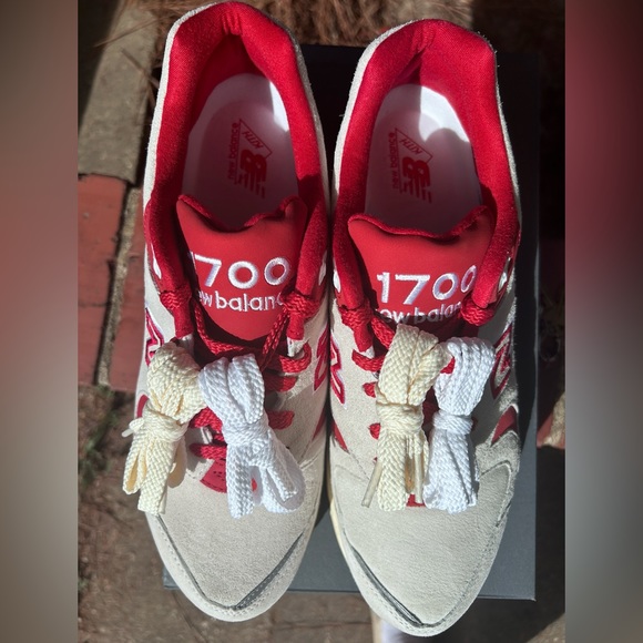 KITH New Balance 1700 Made in the USA Canada Pack White Marshmallow - Picture 6 of 6